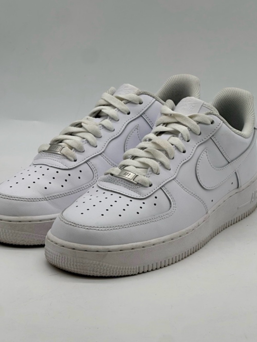 Nike Air Force One White Leather Low-Top Sneakers Men’s 10